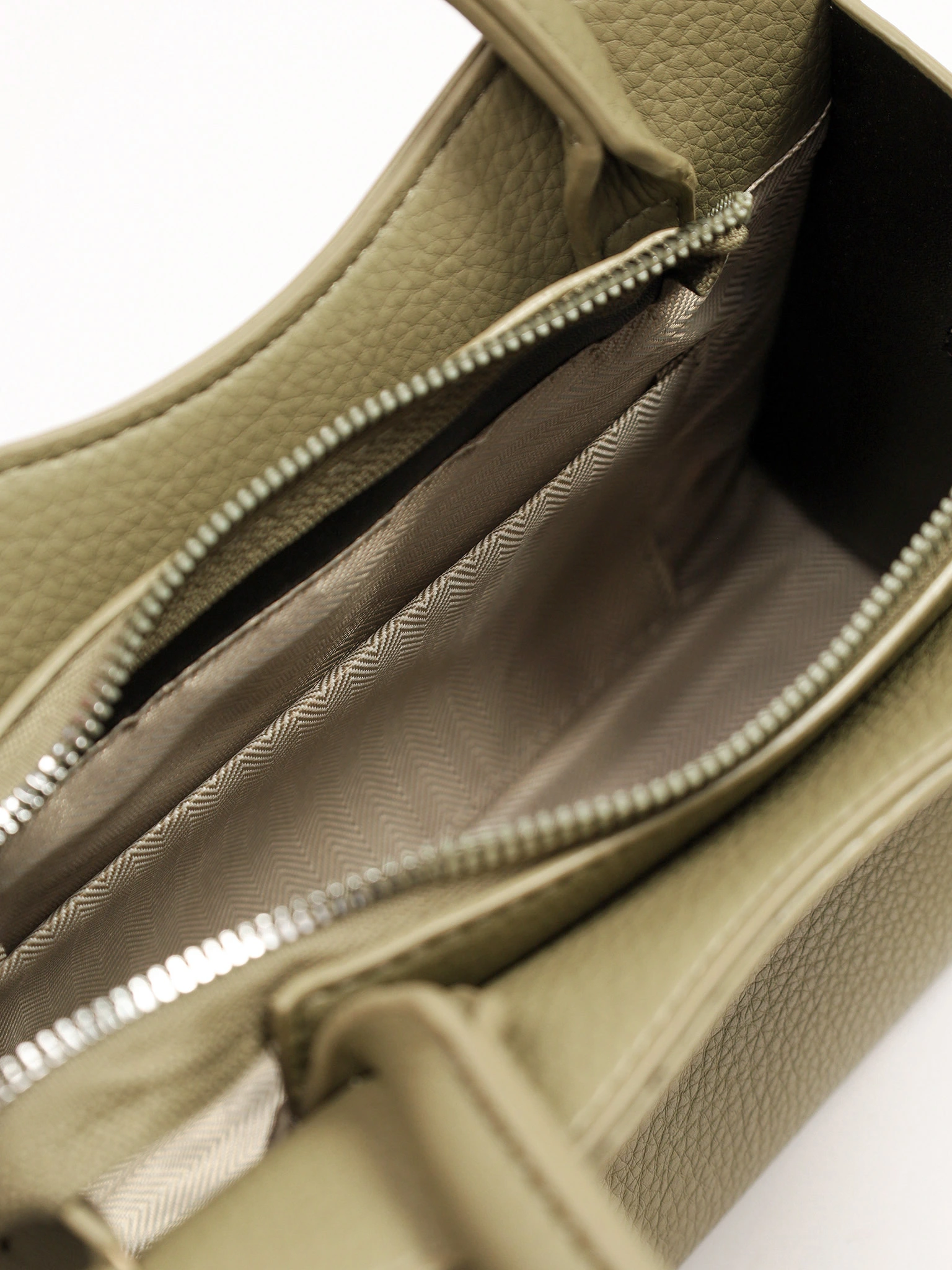 Сумка-тоут с бантом в ассортименте